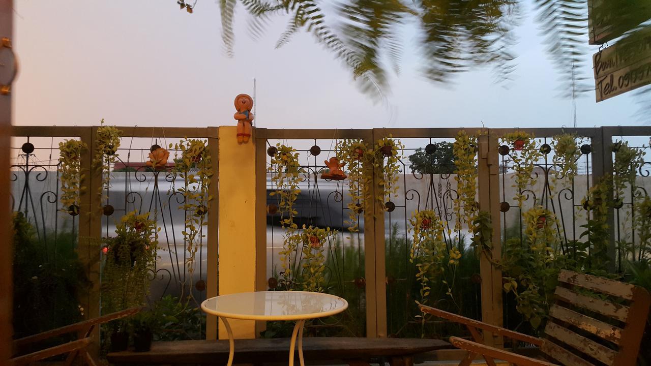 Ban Ing Yom Bed&Breakfast Sukhothai Exteriör bild
