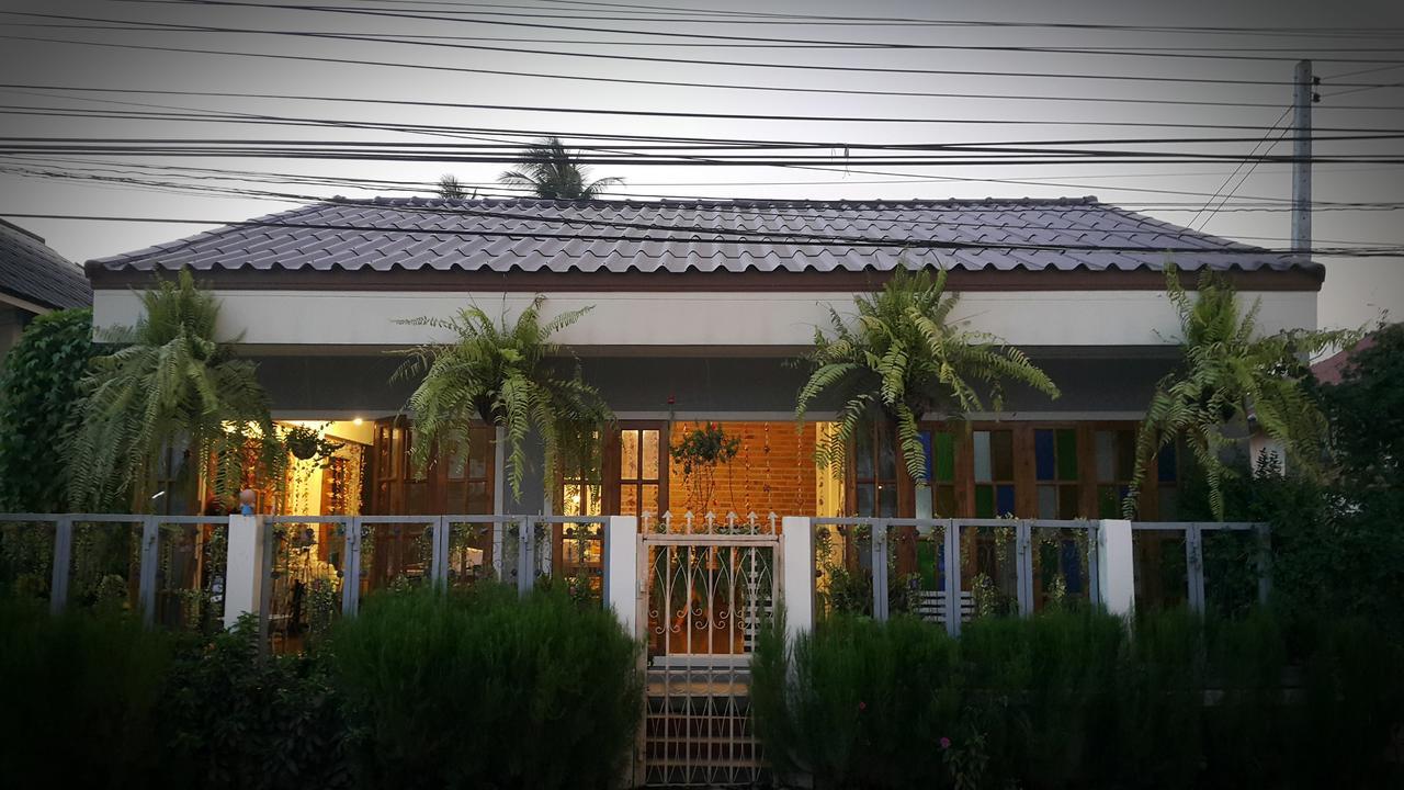 Ban Ing Yom Bed&Breakfast Sukhothai Exteriör bild